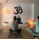 برچسب دیواری نماد ام