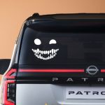 استیکر ترسناک برای شیشه ماشین