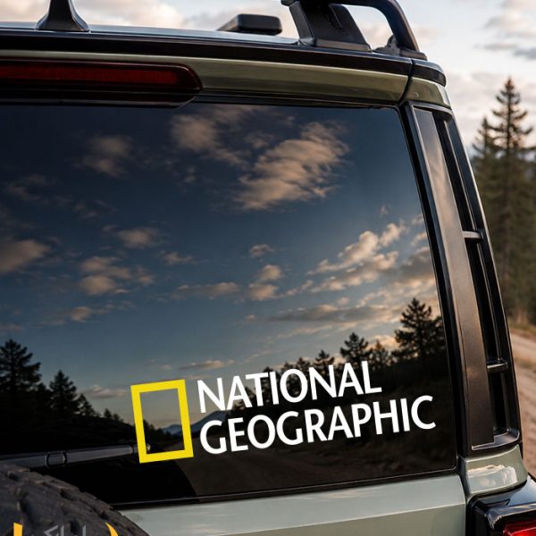 استیکر نشنال جئوگرافیک (National Geographic) | نماد اصیل ماجراجویی برای ماشین‌های آفرود و کمپر
