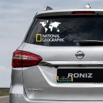 استیکر ماشین نشنال جئوگرافیک با نقشه جهان (national geographic)